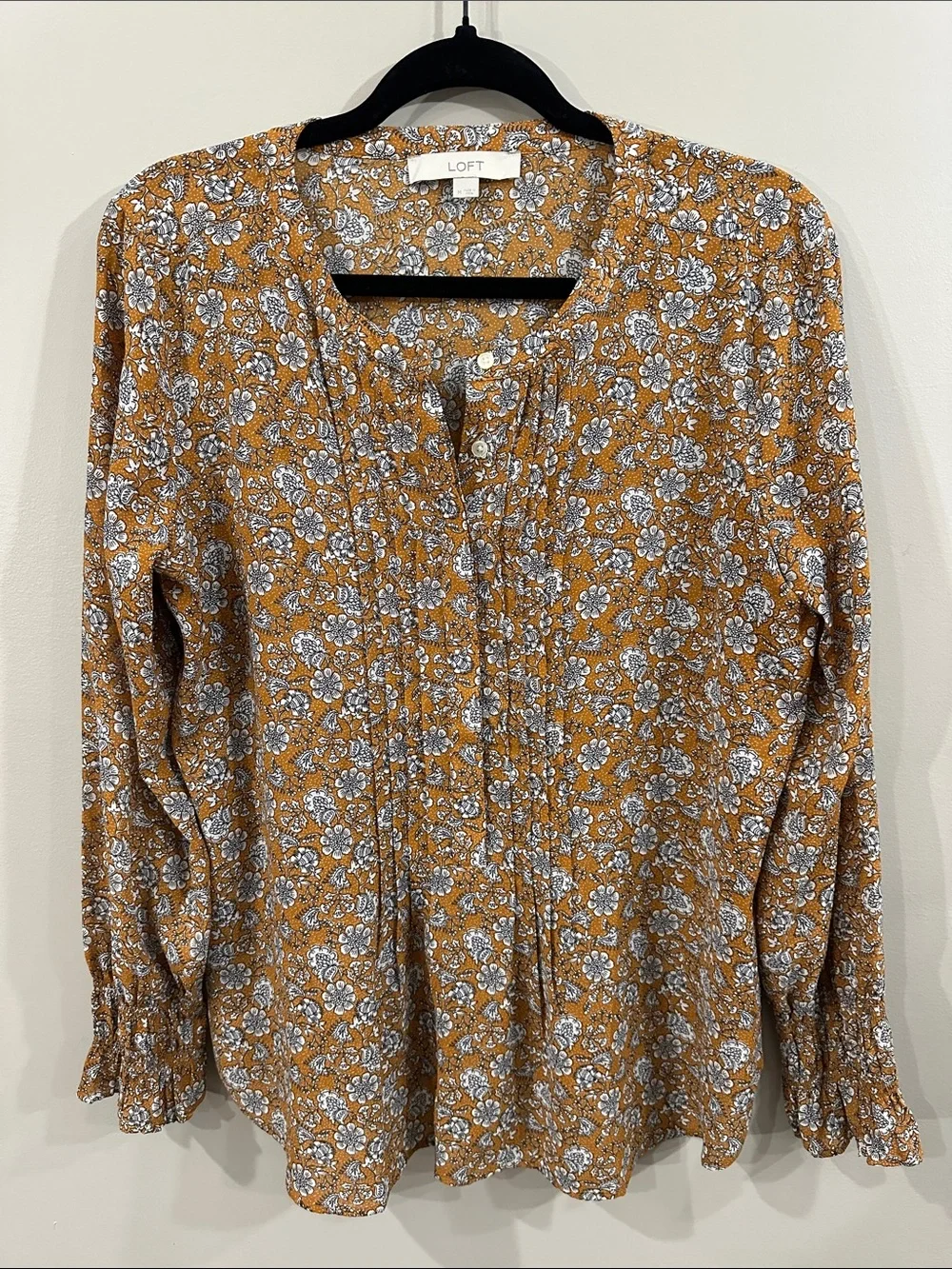 LOFT Floral Pintuck-Front Blouse in Caramel/White, Size M